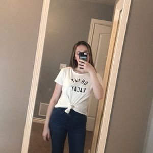 Oh Hey Vacay White Short-Sleeved Tee